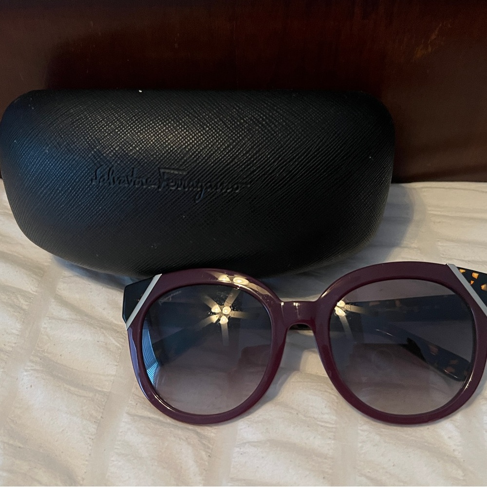 Salvatore Ferragmo Oversized Gradient Sunglasses SF836S